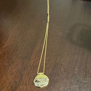 Gold Pendant Necklace